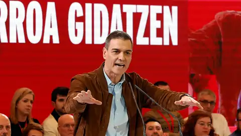 El PSN celebra su XIII Congreso regional con el lema "Liderando Navarra", una cita a la que acude Pedro Sánchez y en la que se renueva el liderazgo de María Chivite al haber sido la única candidata a la secretaría general. El PSN celebra su XIII Congreso regional con el lema "Liderando Navarra", una cita a la que acude Pedro Sánchez y en la que se renueva el liderazgo de María Chivite al haber sido la única candidata a la secretaría general.