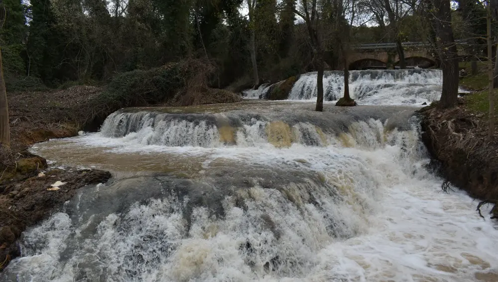 Cascadas del entorno Cascadas del entorno