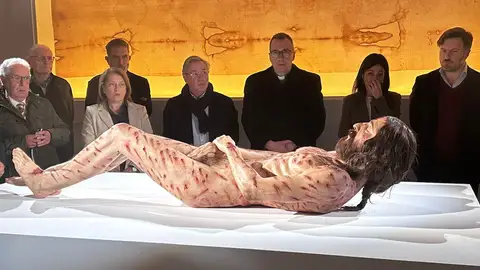 La exposición ‘The Mystery Man’ ha estado en Elche del 24 de enero al 24 de marzo de este año 2025. La exposición ‘The Mystery Man’ ha estado en Elche del 24 de enero al 24 de marzo de este año 2025.