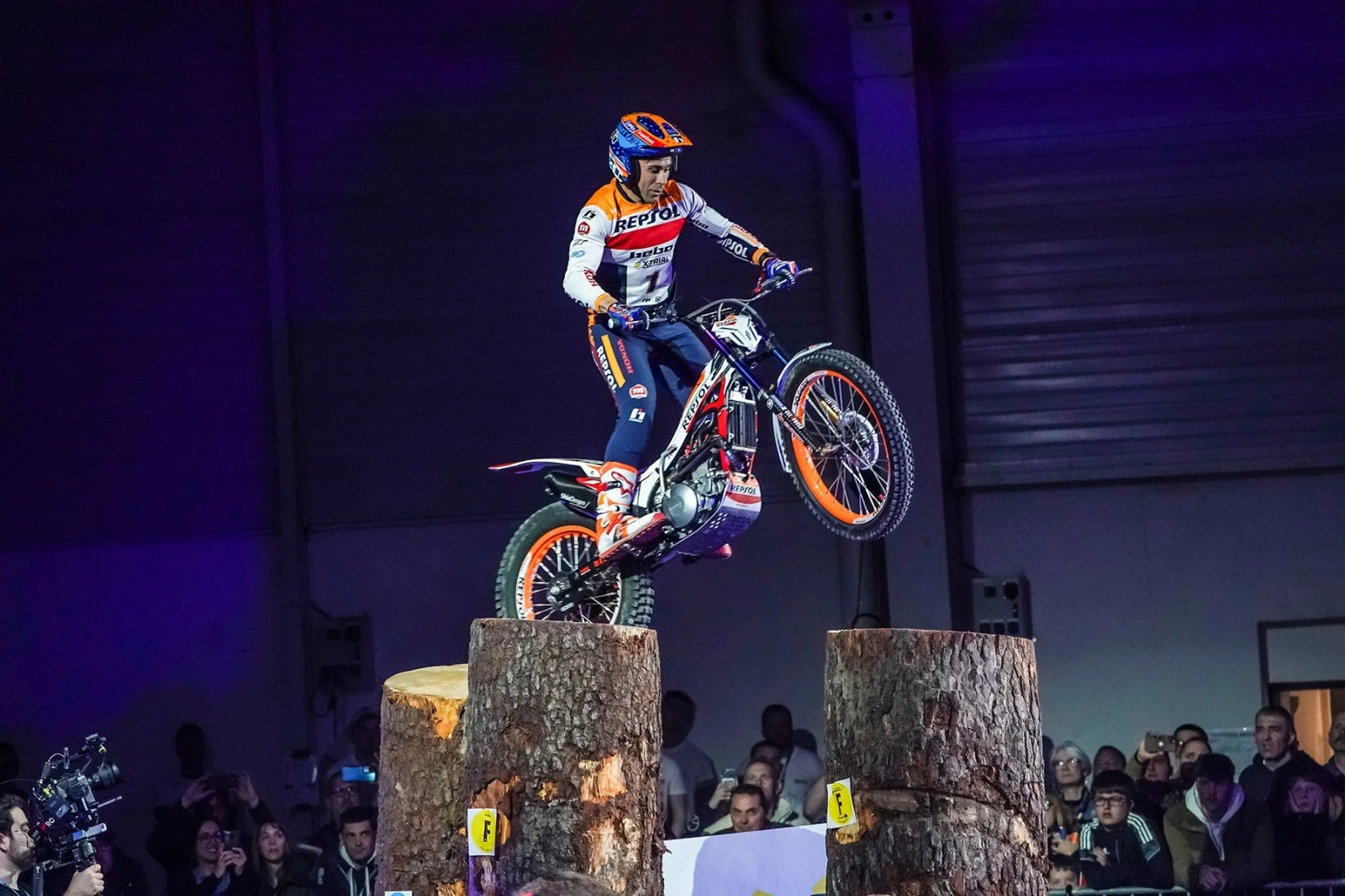 Toni Bou cumple 37 Toni Bou cumple 37