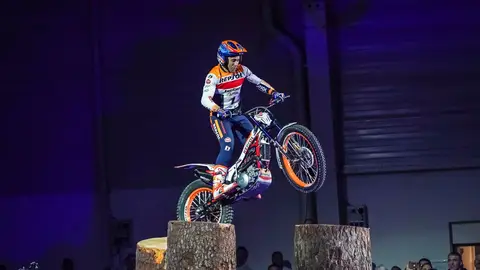 Toni Bou cumple 37 Toni Bou cumple 37