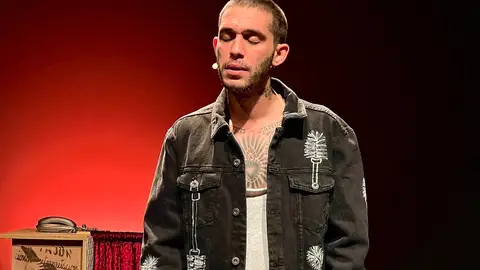 Víctor Elías llega a Fuengirola con ‘#YoSostenido. Sonata para juguete roto’ Víctor Elías llega a Fuengirola con ‘#YoSostenido. Sonata para juguete roto’