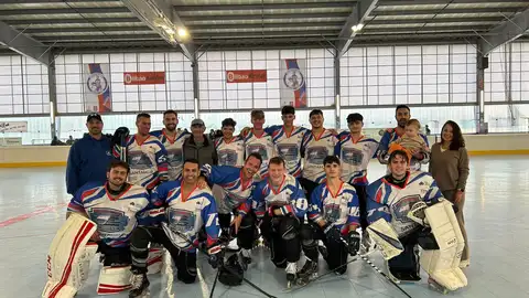 Los Halcones de Torrevieja siguen su lucha por subir a la Liga Nacional Oro de hockey línea Jockey