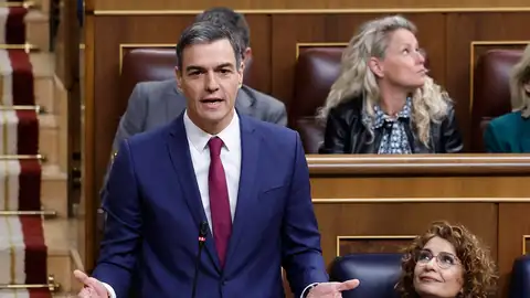 Sánchez comparece a mediodía en Moncloa para dar respuesta a los aranceles de Trump. Sánchez comparece a mediodía en Moncloa para dar respuesta a los aranceles de Trump.