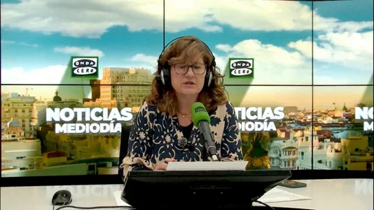 Elena Gijón: "El Gobierno exige a las escuelas que regulen el uso de dispositivos digitales siguiendo la estela de lo que anunció Ayuso" Elena Gijón: "El Gobierno exige a las escuelas que regulen el uso de dispositivos digitales siguiendo la estela de lo que anunció Ayuso"