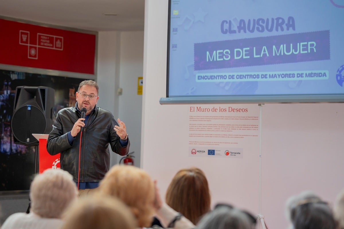 El alcalde de Mérida valora la adjudicación del Festival de Mérida para que "cuanto antes empiece a programarse" El alcalde de Mérida valora la adjudicación del Festival de Mérida para que "cuanto antes empiece a programarse"