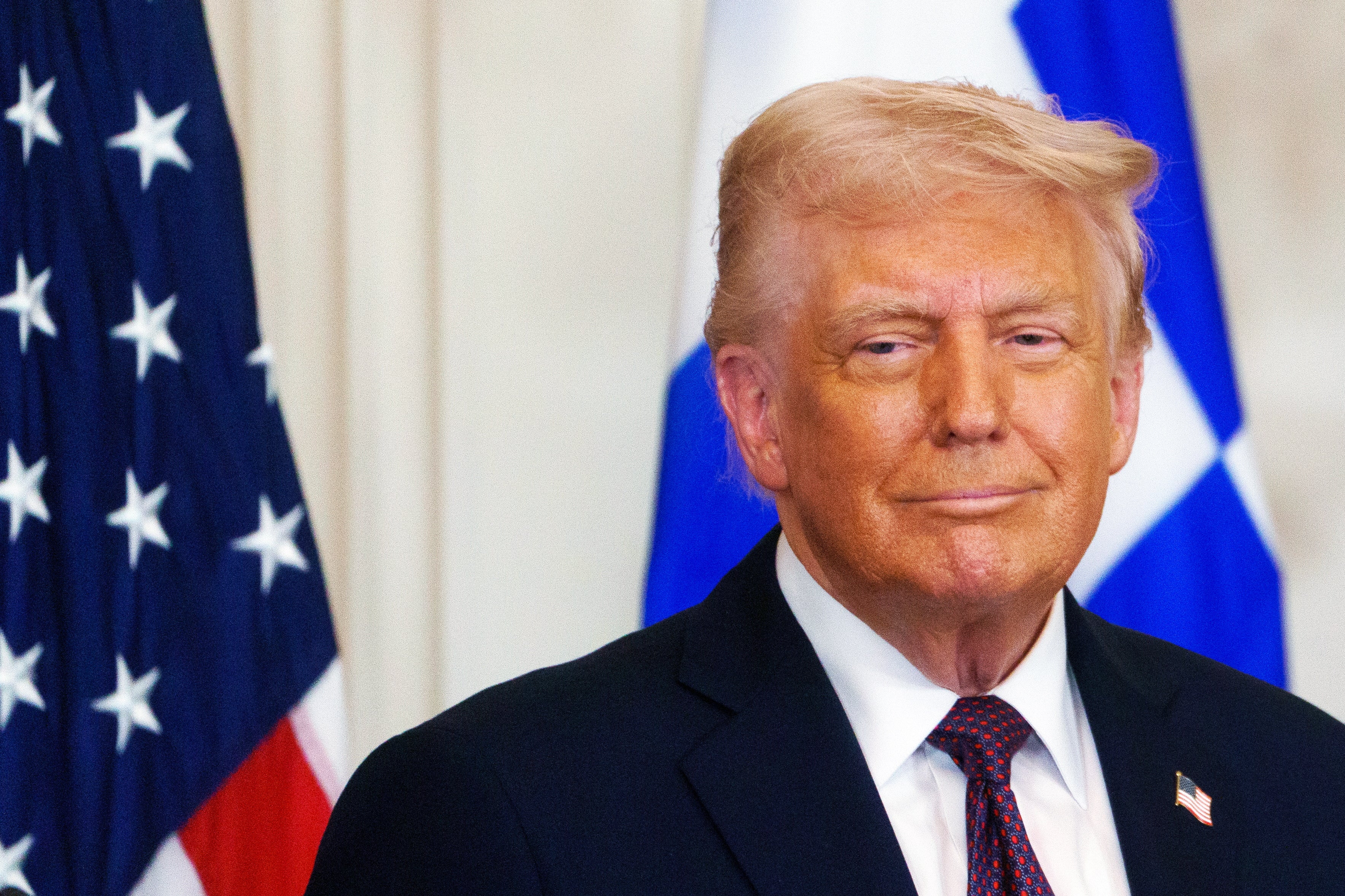 Los 'tijeretazos' de Trump en ayuda humanitaria internacional: menos subvenciones y recortes de plantilla Los 'tijeretazos' de Trump en ayuda humanitaria internacional: menos subvenciones y recortes de plantilla