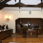 El Ayuntamiento de El Espinar exige de manera unánime soluciones al Ministerio por el corte de la N-VI El Ayuntamiento de El Espinar exige de manera unánime soluciones al Ministerio por el corte de la N-VI
