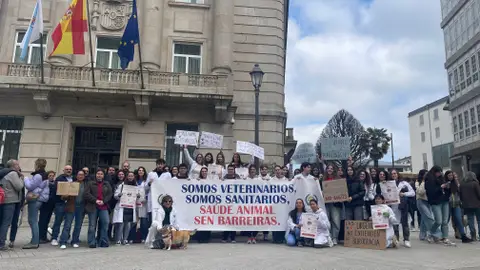 Manifestación de los veterinarios onda cero