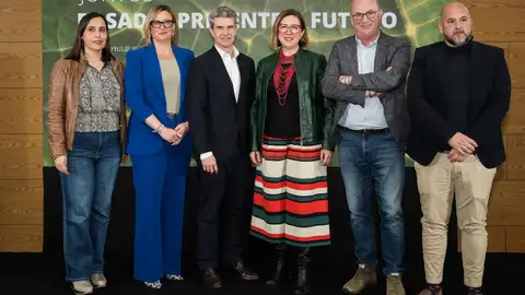 La Junta muestra su apoyo al sector del tabaco en el evento 'Juntos. Pasado, presente y futuro' organizado por Philip Morris La Junta muestra su apoyo al sector del tabaco en el evento 'Juntos. Pasado, presente y futuro' organizado por Philip Morris