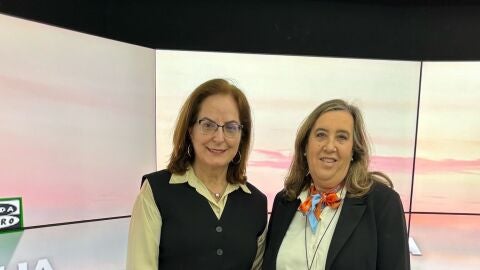 Dra. Ana Caminero y Beatriz Mart&iacute;nez de la Cruz en Julia en la Onda