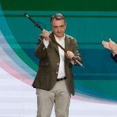 La IX Asamblea General del PNV ha designado por unanimidad a Aitor Esteban (i) como nuevo presidente del partido, en sustitución de Andoni Ortuzar, este domingo en San Sebastián. 