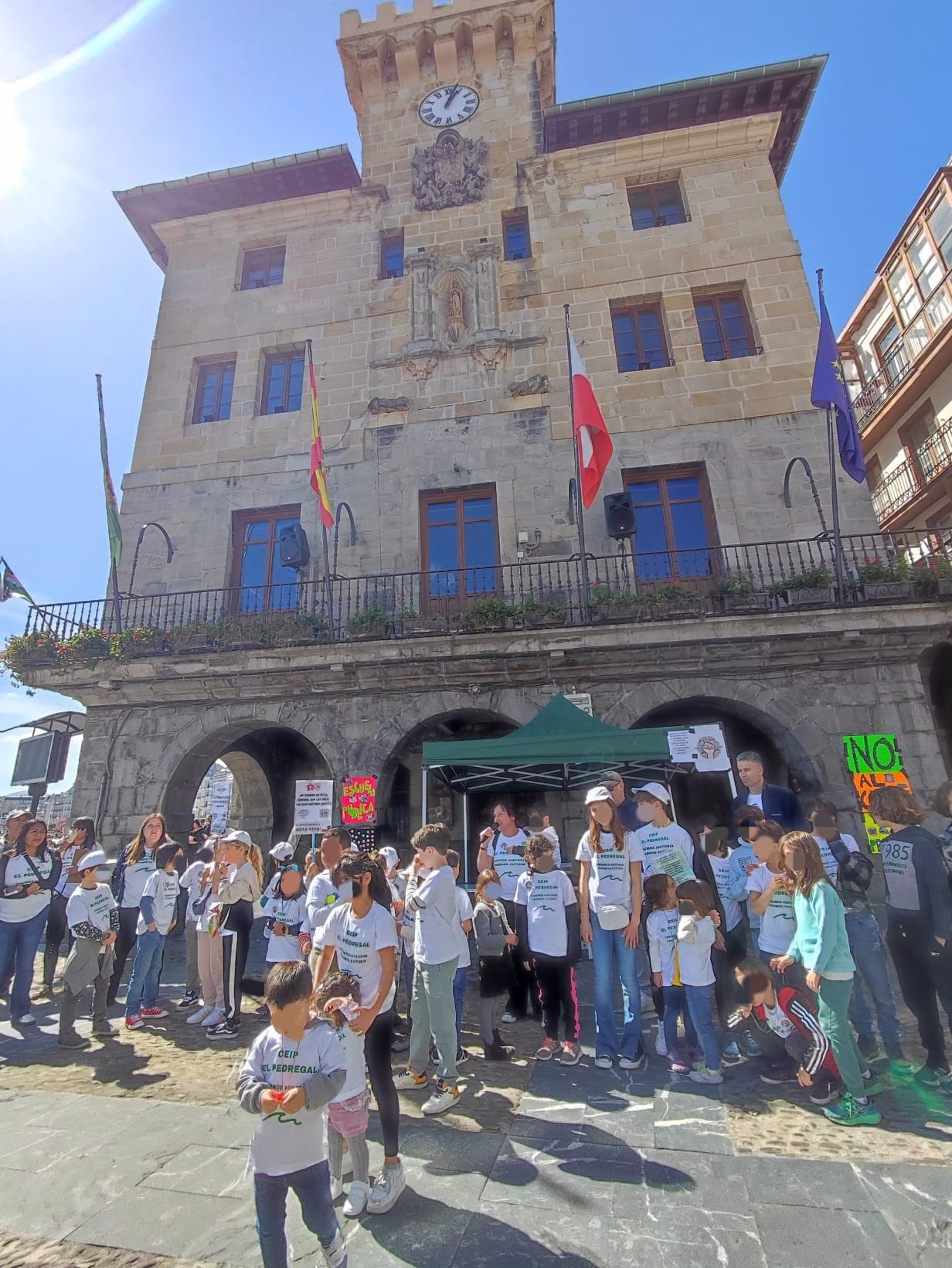 El AMPA de El Pedregal estudia acciones legales si no fructifica el diálogo con Gobierno y Fundación El AMPA de El Pedregal estudia acciones legales si no fructifica el diálogo con Gobierno y Fundación