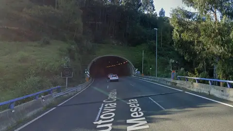 El túnel de Riocorvo en la autovía A-67, en sentido a Palencia El túnel de Riocorvo en la autovía A-67, en sentido a Palencia