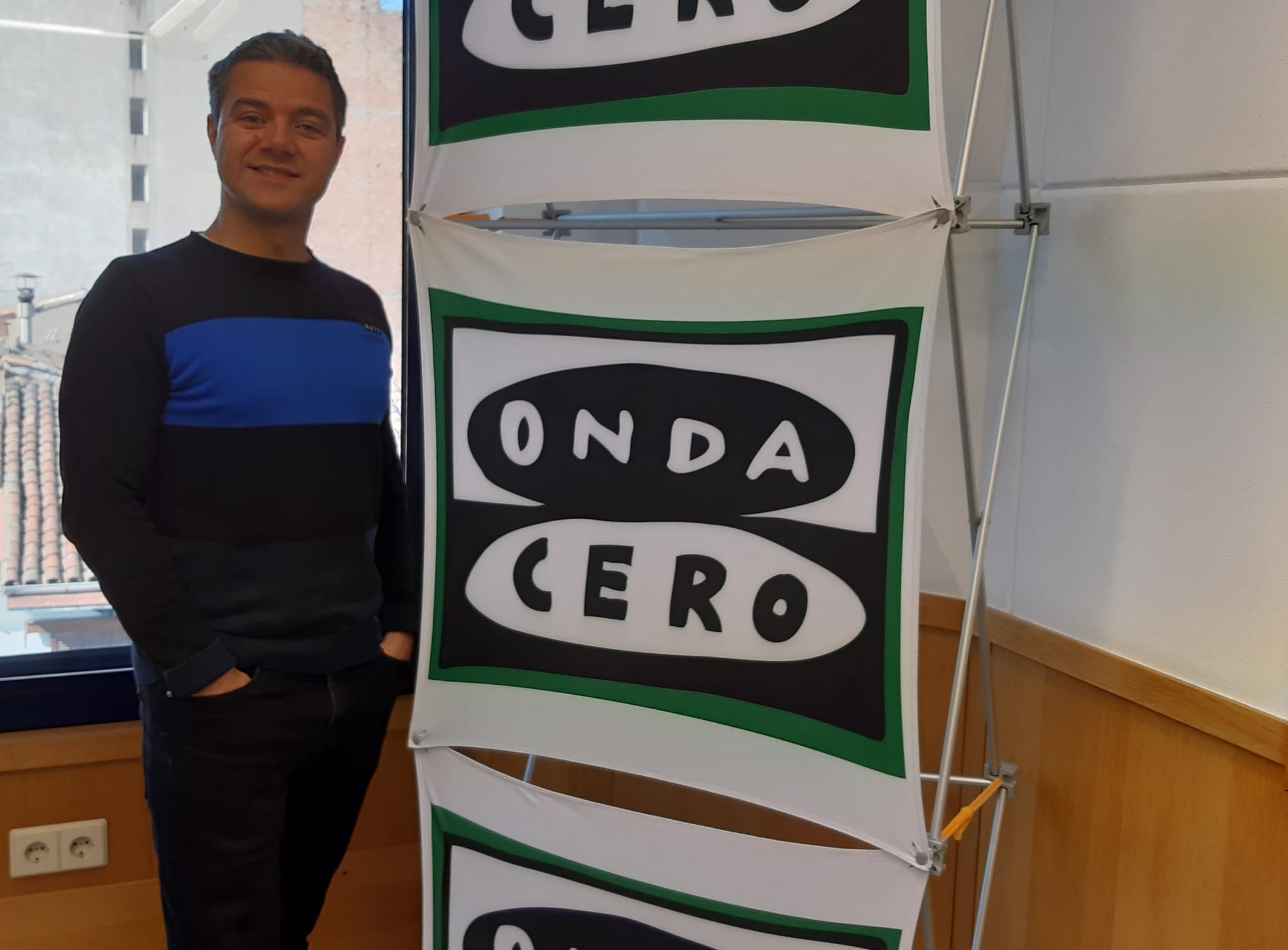 Tertúlia esportiva: El Lleida CF s'enfonsa en una dura derrota contra el Terrassa i el Hiopos suma la novena victòria a Manresa Tertúlia esportiva: El Lleida CF s'enfonsa en una dura derrota contra el Terrassa i el Hiopos suma la novena victòria a Manresa