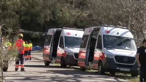 Captura de la señal de RTPA en la que se ven las ambulancias en la mina de Cerredo Captura de la señal de RTPA en la que se ven las ambulancias en la mina de Cerredo/ Europa Press