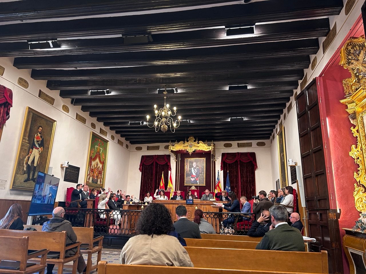 La subida del agua, los patinetes eléctricos y el Conservatorio de Música, entre los asuntos del pleno de este mes en Elche La subida del agua, los patinetes eléctricos y el Conservatorio de Música, entre los asuntos del pleno de este mes en Elche
