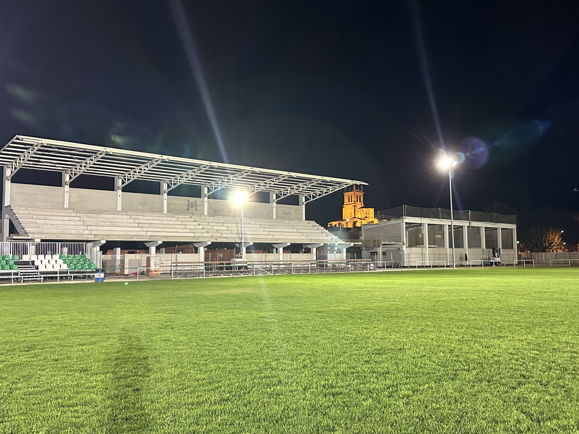 El Ayuntamiento de Villamuriel aprueba un presupuesto de 7.485.941 euros El Ayuntamiento de Villamuriel aprueba un presupuesto de 7.485.941 euros