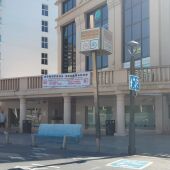 La junta de personal del Consorcio Provincial Bomberos de Alicante se reune con el diputado provincial de Emergencias 
