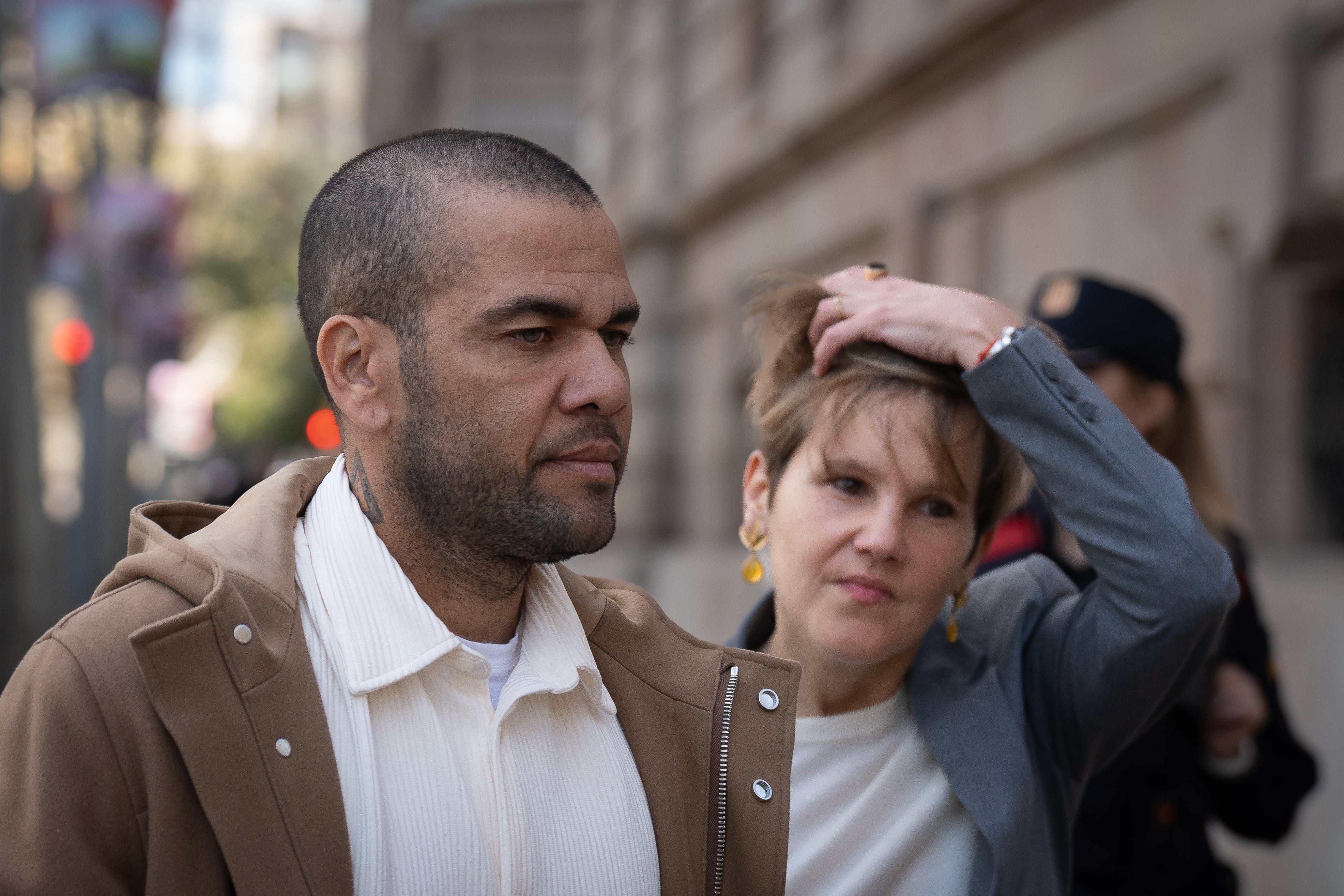 Jueces y fiscales piden "responsabilidad institucional" al Gobierno tras las palabras de Montero sobre Dani Alves Jueces y fiscales piden "responsabilidad institucional" al Gobierno tras las palabras de Montero sobre Dani Alves