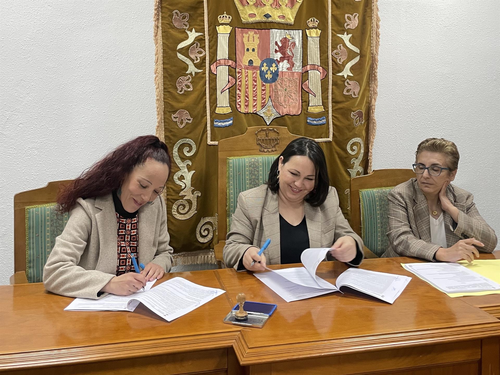El XXXIX Festival de Teatro Clásico de Alcántara se celebrará del 28 de julio al 3 de agosto organizado por Atakama El XXXIX Festival de Teatro Clásico de Alcántara se celebrará del 28 de julio al 3 de agosto organizado por Atakama