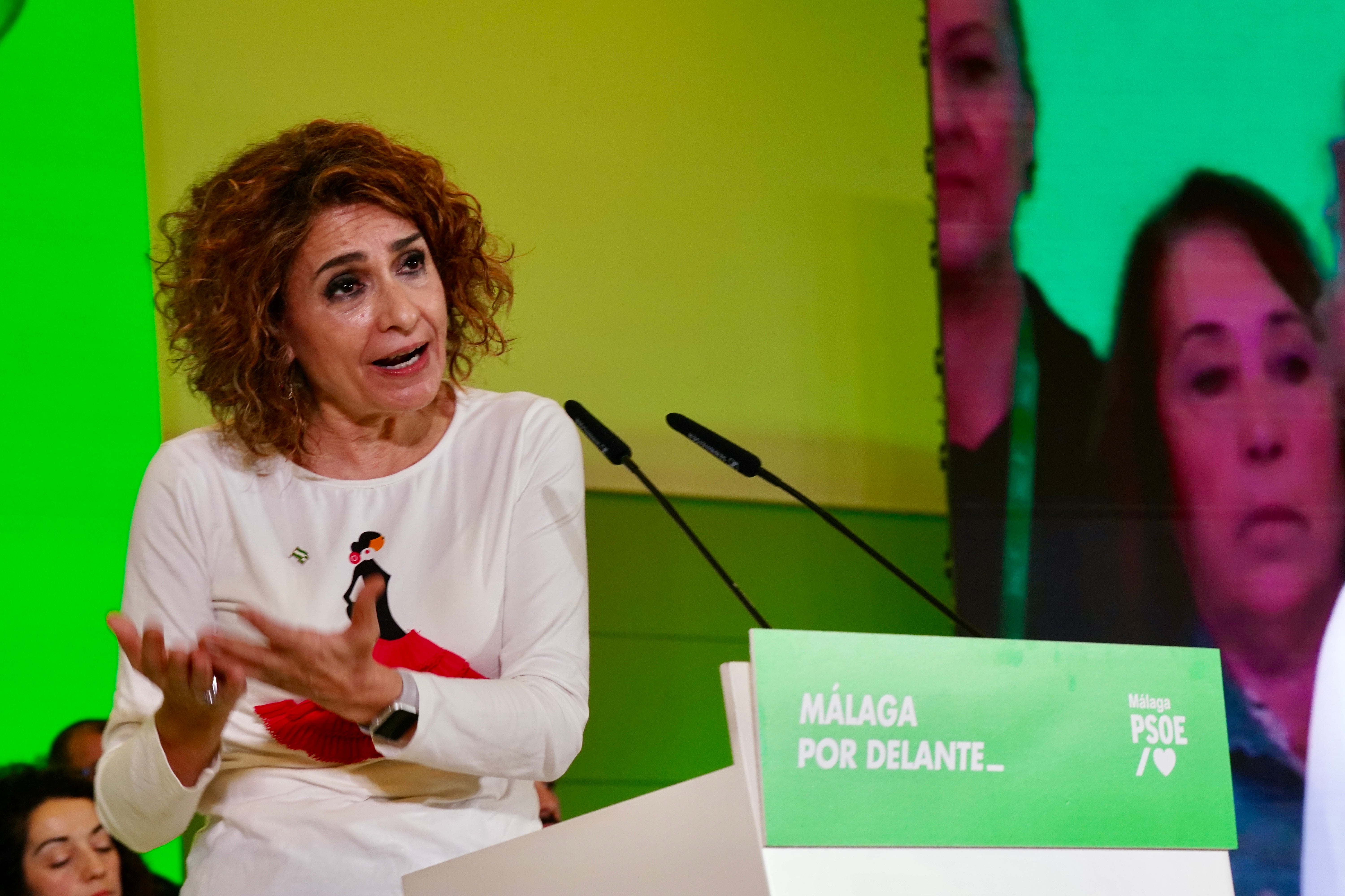 Montero, sobre la sentencia de Dani Alves: "Qué vergüenza que la presunción de inocencia esté por delante de mujeres" Montero, sobre la sentencia de Dani Alves: "Qué vergüenza que la presunción de inocencia esté por delante de mujeres"