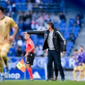 30-3-2025 Paunovic da instrucciones en su debut como entrenador del Real Oviedo