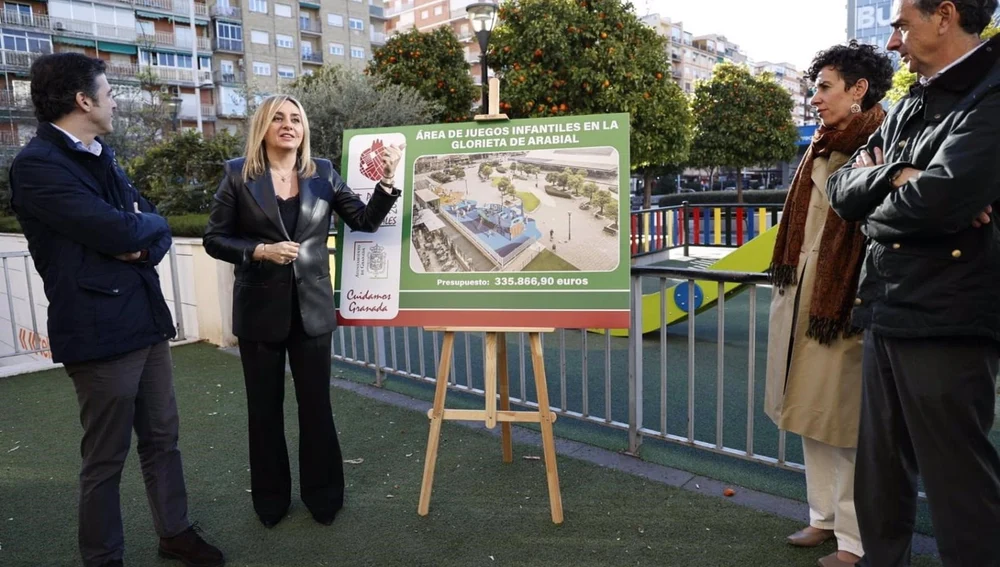 Nuevo parque infantil en Glorieta de Arabial Nuevo parque infantil en Glorieta de Arabial