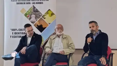 La Junta expone la estrategia regional en prevención de incendios y gestión forestal en las jornadas de Mosaico Cultura La Junta expone la estrategia regional en prevención de incendios y gestión forestal en las jornadas de Mosaico Cultura