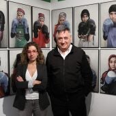 Los periodistas Mónica Bernabé y Gervasio Sánchez en las actividades del seminario de 2024.