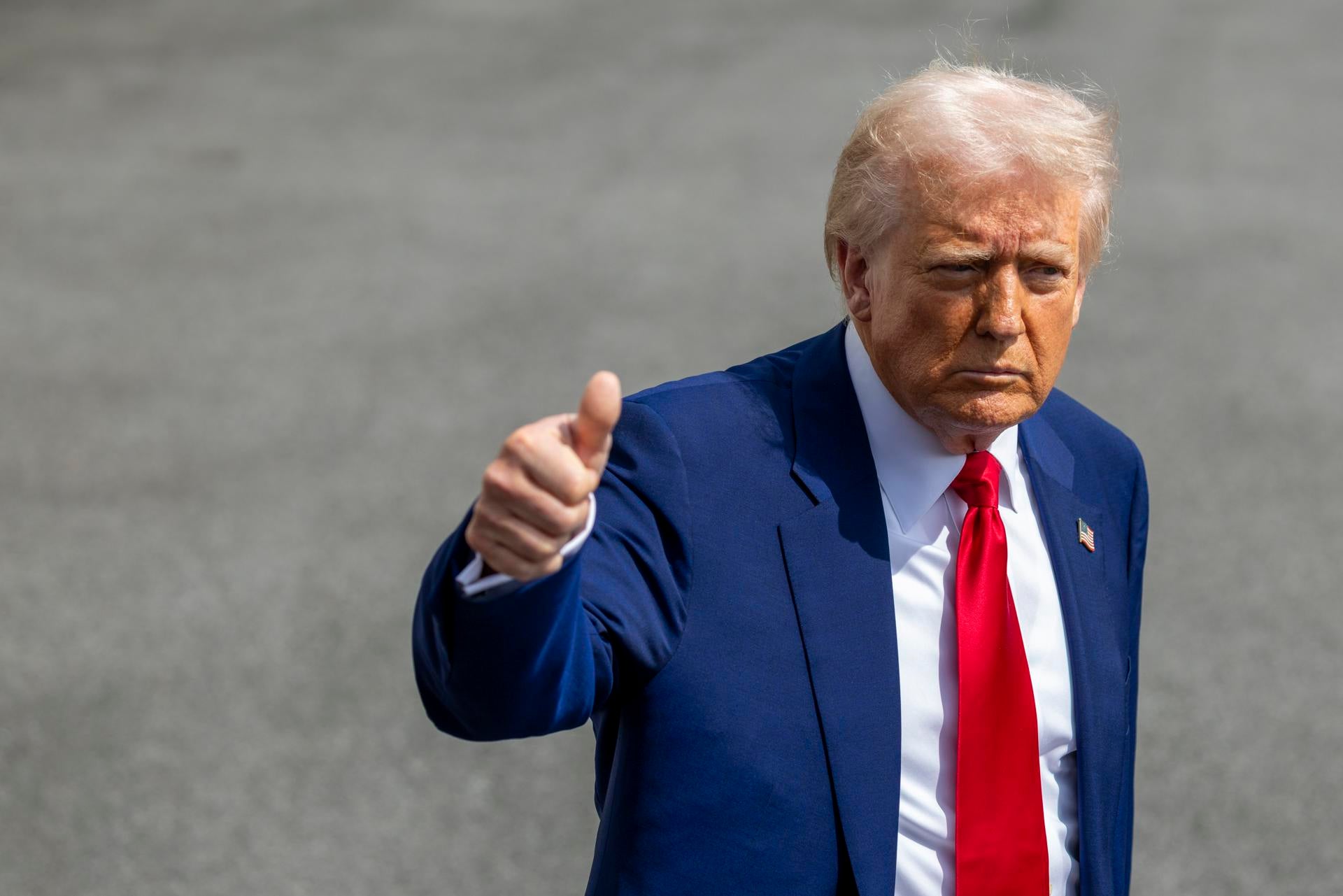 Entra en vigor el arancel global del 10% a todas la importaciones de Estados Unidos Entra en vigor el arancel global del 10% a todas la importaciones de Estados Unidos