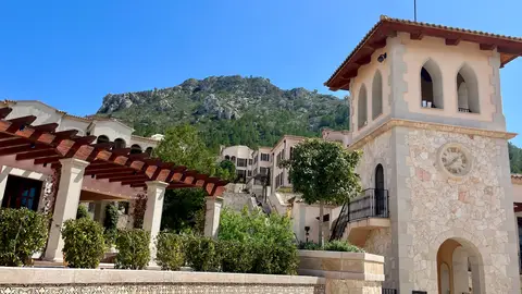 Cap Vermell Grand Hotel abre sus puertas. Cap Vermell Grand Hotel abre sus puertas.