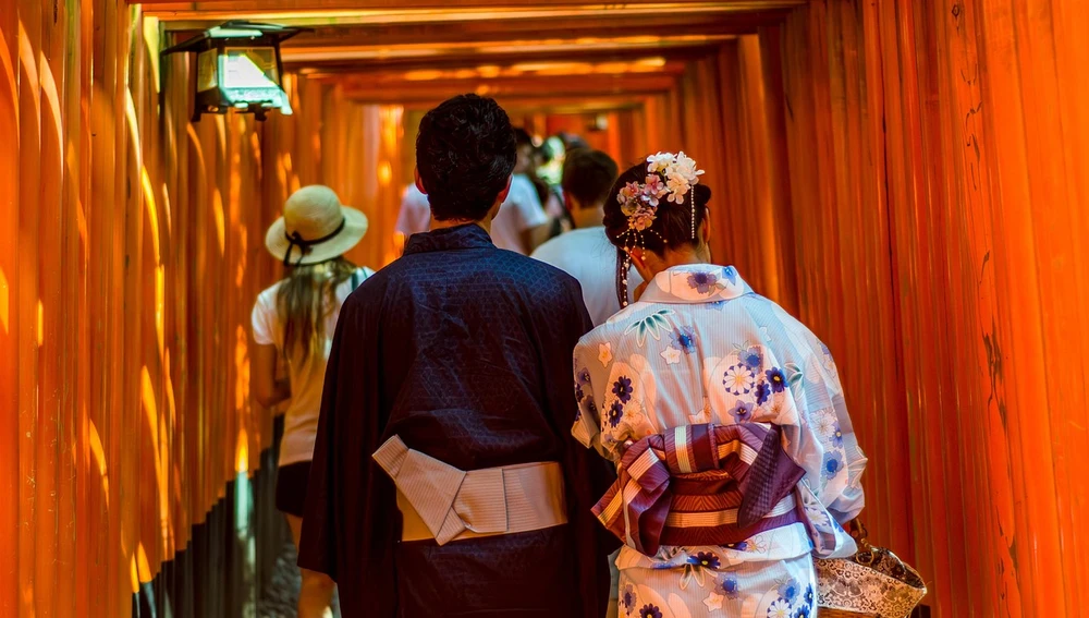 Pareja en Kioto, Japón Pareja en Kioto, Japón