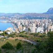 PP y PSOE de Benidorm apoyaron en 2010 la renovación del convenio de los terrenos de Serra Gelada, que cuesta 330 millones ahora a la ciudad según sentencia firme