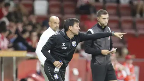 Garitano en El Molinón, la temporada pasada Garitano en El Molinón, la temporada pasada