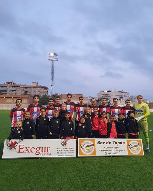 El Atlético Jonense volvió a hacerlo y se llevó el triunfo al ganar al Alicante City en el Nou Pla El Atlético Jonense volvió a hacerlo y se llevó el triunfo al ganar al Alicante City en el Nou Pla