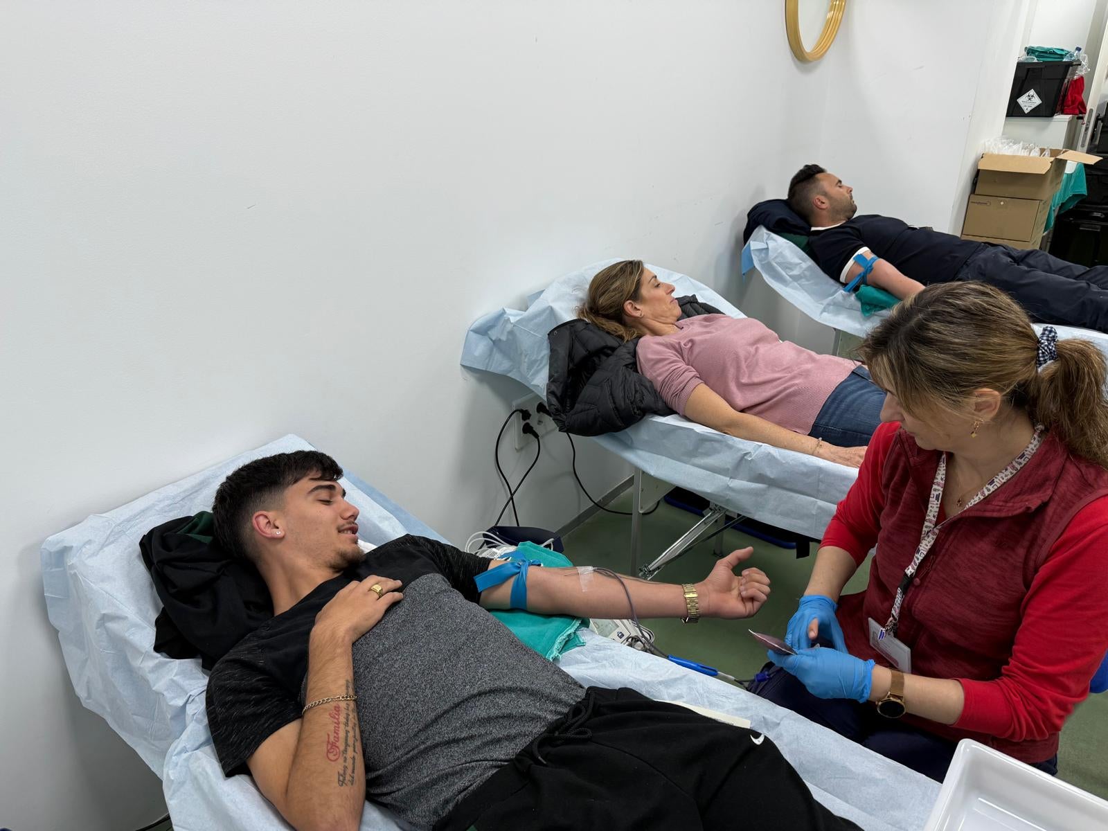 Más de 600 personas acuden a la donación de sangre en el Martínez Valero Más de 600 personas acuden a la donación de sangre en el Martínez Valero
