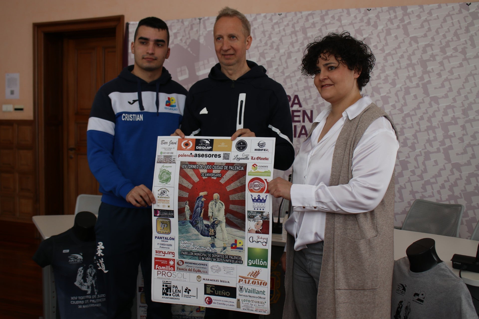Cerca de 500 deportistas participarán el 12 de abril en el XIV Torneo de Judo Ciudad de Palencia Cerca de 500 deportistas participarán el 12 de abril en el XIV Torneo de Judo Ciudad de Palencia