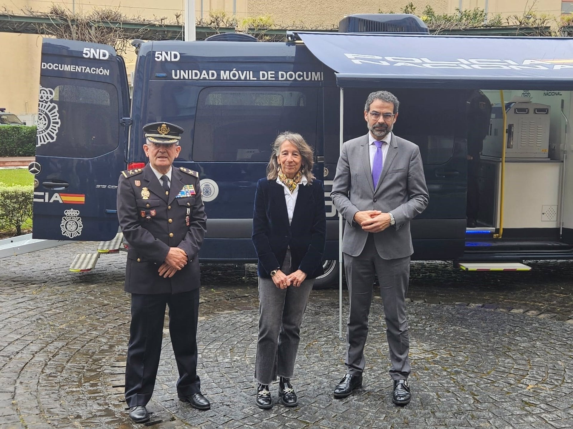 Echa a rodar el bus itinerante por Euskadi para la expedición de DNI y pasaportes Echa a rodar el bus itinerante por Euskadi para la expedición de DNI y pasaportes
