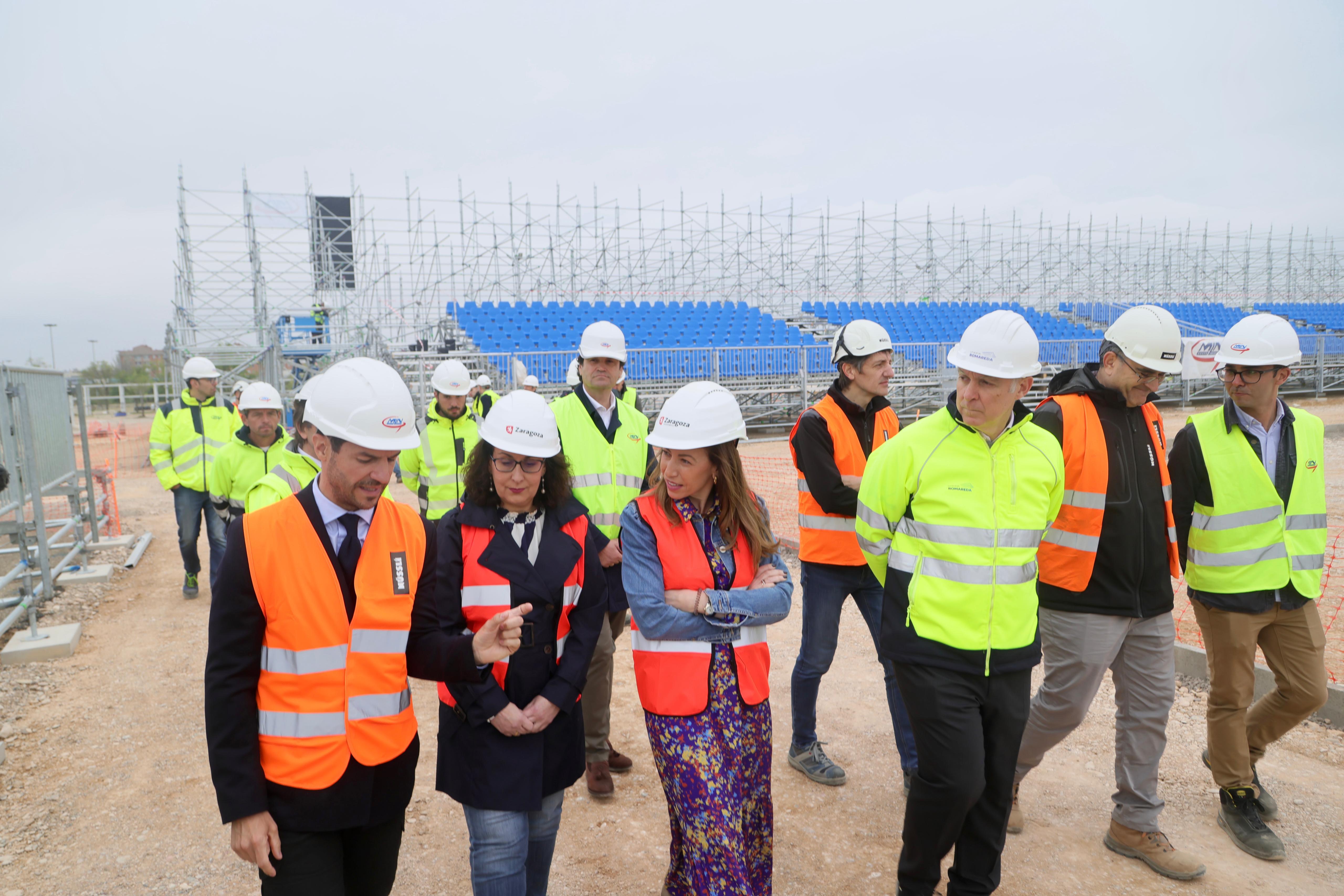 Las obras del estadio modular cumplen plazos con tres gradas ya levantadas Las obras del estadio modular cumplen plazos con tres gradas ya levantadas