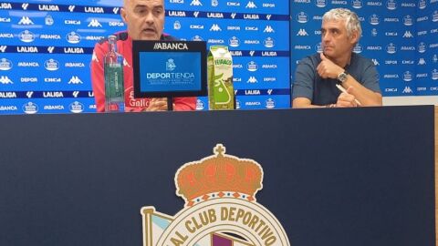 &Oacute;scar Gilsanz, entrenador del Deportivo 