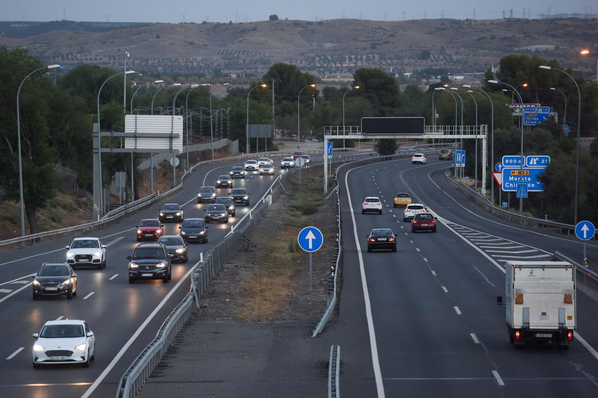 Las carreteras españolas en estado crítico: atraviesan el peor momento en 40 años y urge una inversión millonaria Las carreteras españolas en estado crítico: atraviesan el peor momento en 40 años y urge una inversión millonaria