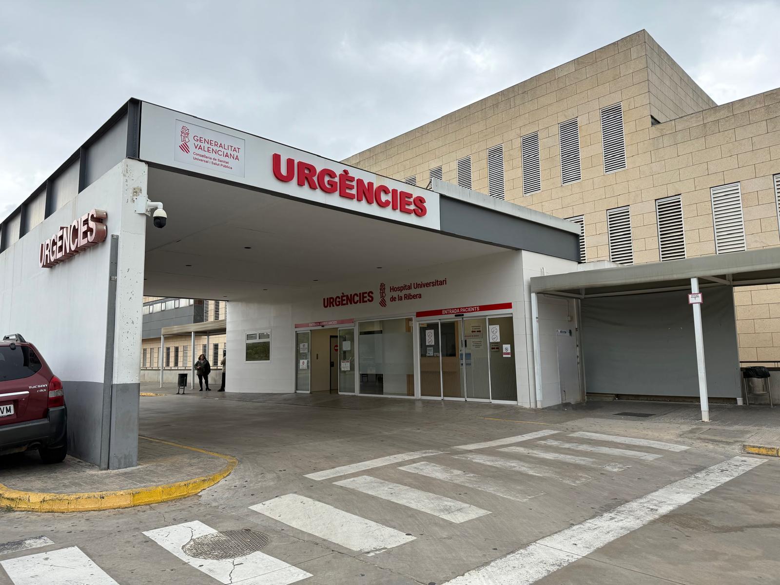 SATSE se concentra en el Hospital de La Ribera para exigir mejoras en Urgencias episode artwork