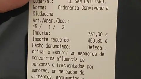 Multa impuesta por la Policía Local de Crevillent al hombre tras defecar a las puertas del Museo de la Semana Santa de la localidad. Multa impuesta por la Policía Local de Crevillent al hombre tras defecar a las puertas del Museo de la Semana Santa de la localidad.