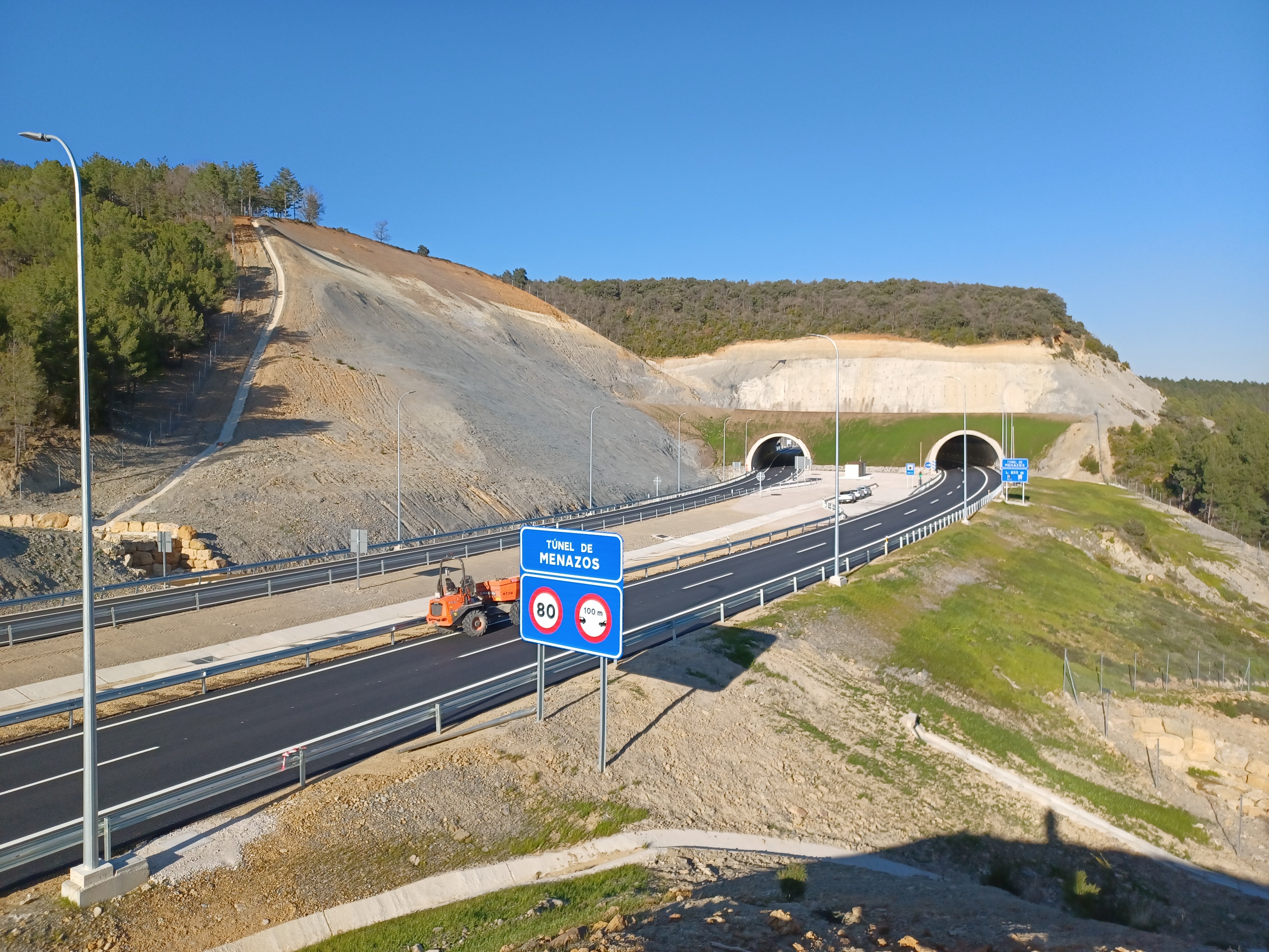 Abierto el tramo de la A- 21 entre Sigüés y Tiermas Abierto el tramo de la A- 21 entre Sigüés y Tiermas
