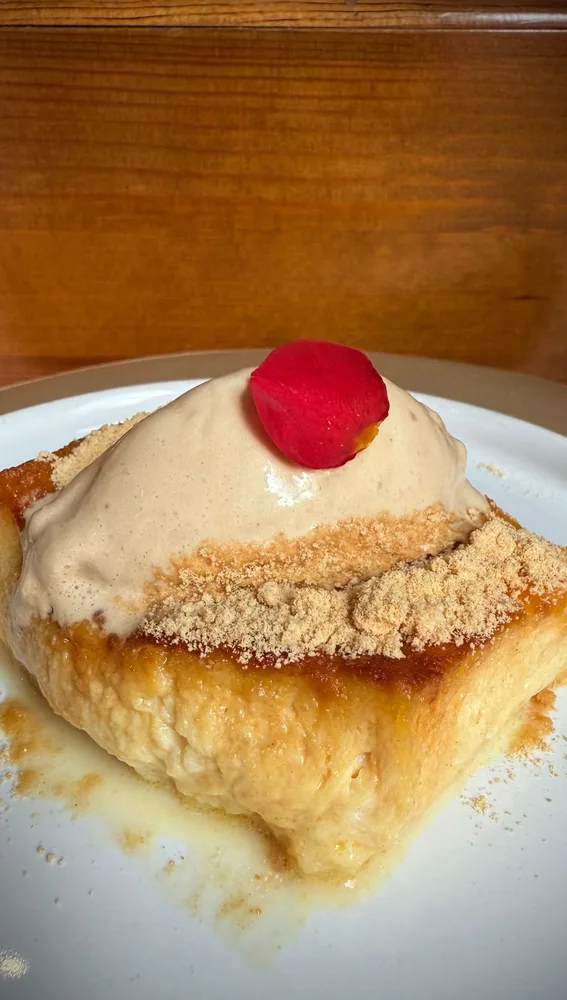 Torija horneado con helado de galletas Torija horneado con helado de galletas