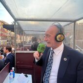 Francisco de la Torre en Al hombro