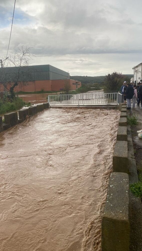 Desbordamiento de arroyos en Horcajo