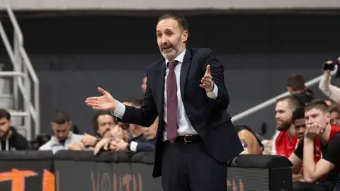 Sito Alonso compatibilizará el UCAM con la selección de Letonia Sito Alonso compatibilizará el UCAM con la selección de Letonia