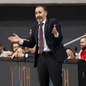 Sito Alonso compatibilizará el UCAM con la selección de Letonia Sito Alonso compatibilizará el UCAM con la selección de Letonia